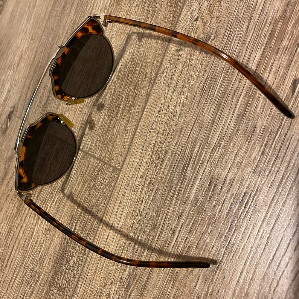 Sunglasses - Picture 2 of 2